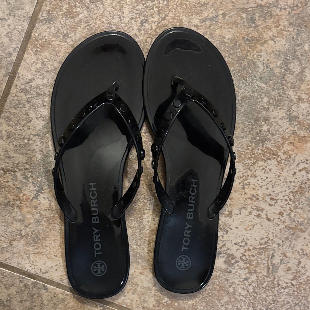 Tory Burch Glossy Black flip flops Sandals